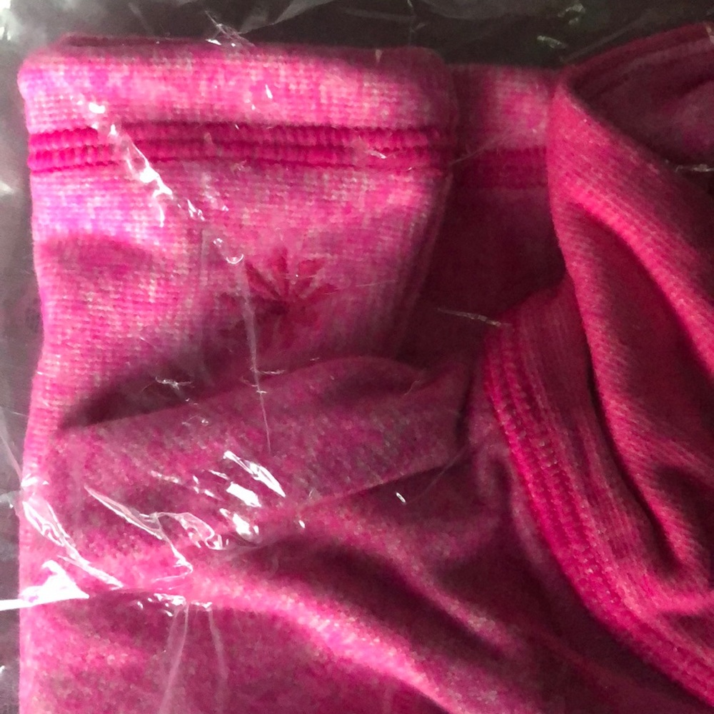 Athleta Olompali Half Zip in Brilliant Magenta - Picture 7 of 8